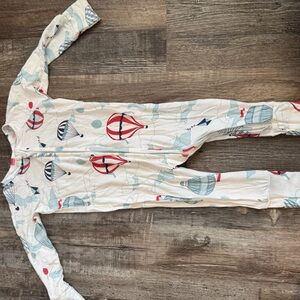 Bamboo Hot Air Ballon Sleeper